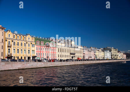 St. Petersburg, Russland, Fontanka Embankment Sonnentag Stockfoto