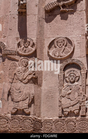 Reliefs in Akhtamar Kloster in der Van-See, Türkei. Stockfoto