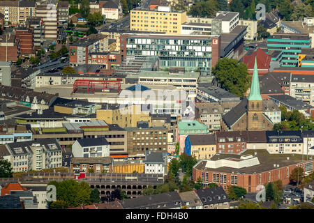 Luftaufnahme, Blick aus dem Westen in die Innenstadt Bottrop mit der Propstei Kirche des St. Cyriac, Bottrop, Ruhrgebiet, Stockfoto