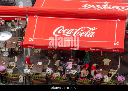 Cafe Tramvaj, Blick auf den Wenzelsplatz, Prag, Tschechische Republik Stockfoto