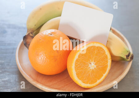 Gesunde Früchte mit Orangen und Bananen, Fotoarchiv Stockfoto