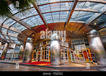 Eintritt zum Centara Grand Hotel im CentralWorld Complex in Bangkok, Thailand. Stockfoto