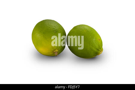 Organische limes isoliert auf weißem Stockfoto