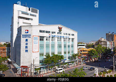 Bangkok Hospital Gebäude in Chinatown. Bangkok, Thailand. Stockfoto