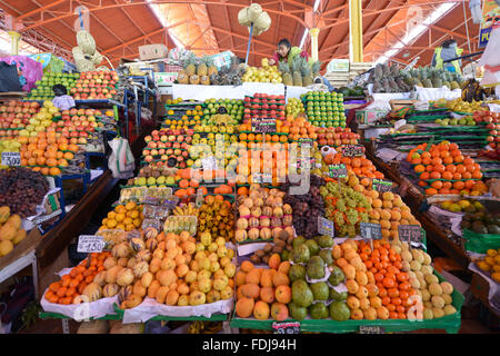 Arequipa, Peru - 1. September 2015: Innenraum der Zentralmarkt in Arequipa, Peru. Stockfoto