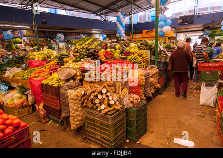 Bogota Paloquemao Obst- und Gemüsemarkt, Kolumbien, Südamerika Stockfoto