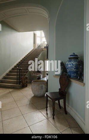 Die Eingangshalle im Newark Park, Gloucestershire. Stockfoto