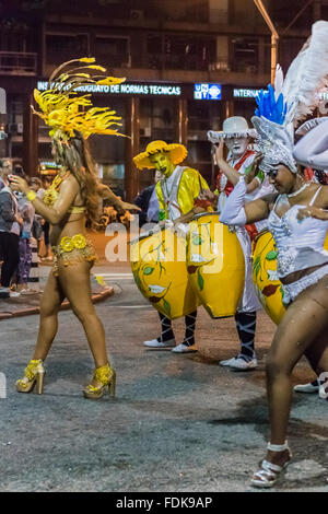 MONTEVIDEO, URUGUAY, Januar - 2016 - attraktive ...