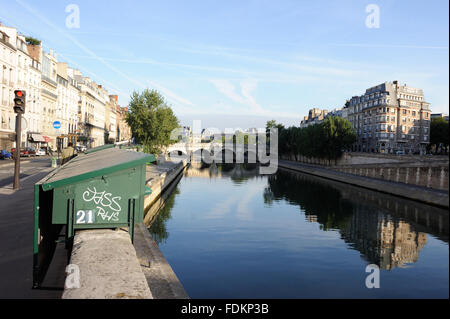 Paris - 15.08.2013 - Frankreich Paris - verlassene Straßen von Paris am 15. August, eine nationale Tag leer Stockfoto