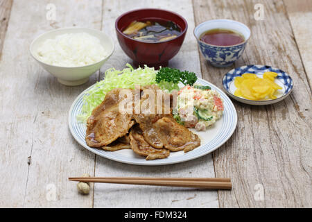 Shogayaki, Ingwer-Schweinefleisch, japanisches Essen Stockfoto