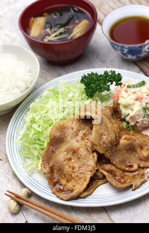 Shogayaki, Ingwer-Schweinefleisch, japanisches Essen Stockfoto