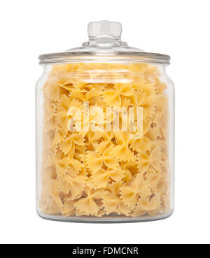 Farfalle-Farfalle in einem Glas Apotheker. Das Bild zeigt einen Ausschnitt isoliert auf einem weißen Hintergrund. Stockfoto