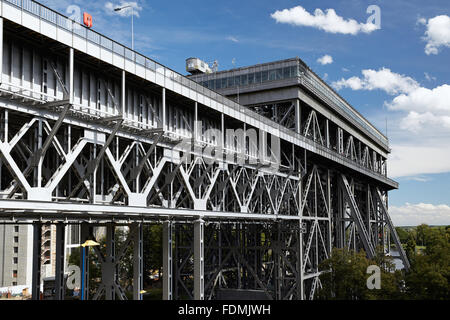 Niederfinow, Deutschland, die alte eine noch in Betrieb-Hebebühne Stockfoto