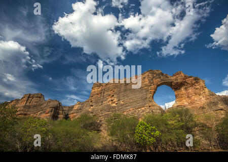 Gelochte Stein im Nationalpark Serra da Capybara Stockfoto