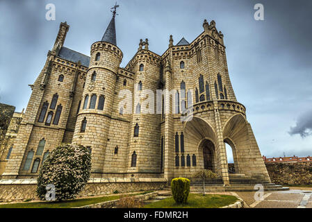 Bischöflichen Palast von Astorga - entworfen von Antoni Gaudi - Bau 1889-1913 Stockfoto