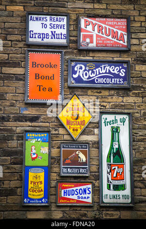 Außen Gaythorne Zeile Arbeiterhäuschen am Bradford Industrial Museum, Bradford, West Yorkshire, Großbritannien. Stockfoto