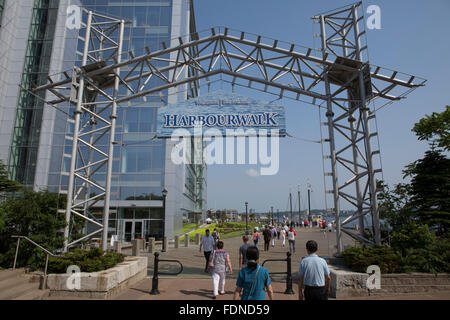 Die Waterfront Harbourwalk in Halifax, Kanada. Stockfoto