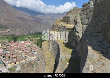 Peru, Ollantaytambo, Inka-Ruinen im Heiligen Tal in Peru Stockfoto