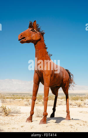 Metall-Skulptur des Künstlers Ricardo Breceda in Borrego Springs, Kalifornien Stockfoto