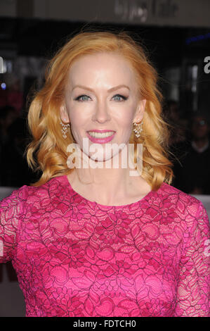 Los Angeles, Kalifornien, USA. 1. Februar 2016. 1. Februar 2016 statt im Regency Westwood Theater - Los Angeles-Kalifornien-USA - Schauspielerin CAITLIN MUELDER auf der Hail Caesar Premiere. Bildnachweis: Paul Fenton/ZUMA Draht/Alamy Live-Nachrichten Stockfoto