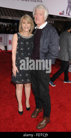 Los Angeles, Kalifornien, USA. 1. Februar 2016. 1. Februar 2016 statt im Regency Westwood Theater - Los Angeles-Kalifornien-USA - ROGER DEAKINS auf der Hail Caesar Premiere. Bildnachweis: Paul Fenton/ZUMA Draht/Alamy Live-Nachrichten Stockfoto
