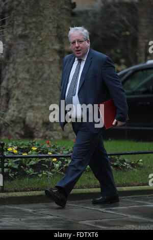 London, UK, 2. Februar 2016: Patrick McLoughlin gesehen in der Downing Street in London Credit: WFPA/Alamy Live News Stockfoto