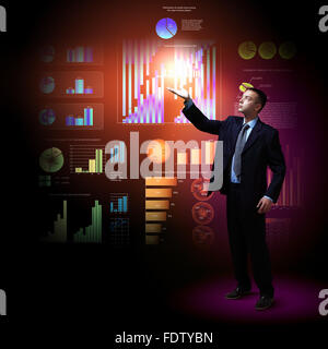 Moderne Menschen Geschäfte, junger Geschäftsmann mit Geld Symbole Stockfoto