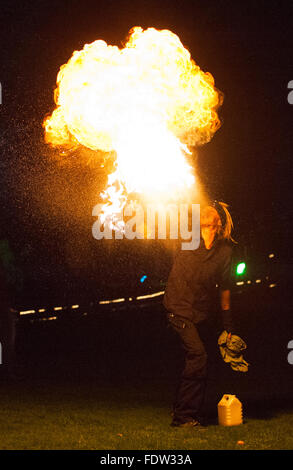 Ein Firebreather Crathes Castle in Aberdeenshire, Schottland im November 2011. Stockfoto