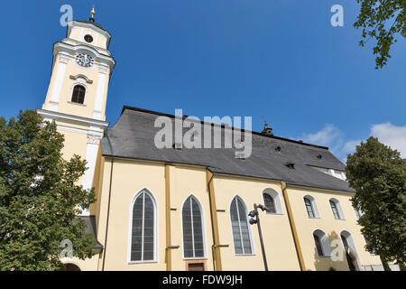 St. Michael Basilica (ehemals Stiftskirche) am Mondsee, Österreich. Website der Hochzeitsszene in The Sound of Music. Stockfoto