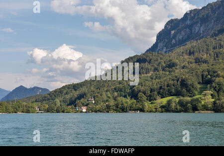 Blick über See Mondsee in Österreichische Alpen Stockfoto