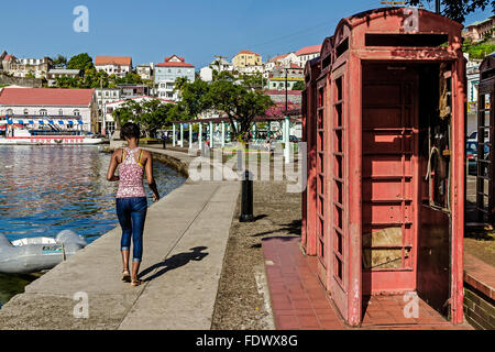 Alte rote Telefon Boxen St. George Grenada West Indies Stockfoto