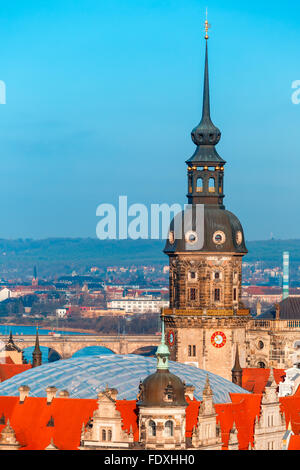 Luftaufnahme von Kuppeln und Dächer Dresden, Deutschland Stockfoto
