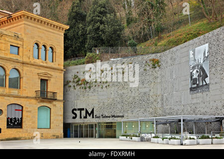 Der Eingang des Museums San Telmo in Parte Vieja, die Altstadt von San Sebastian (Donostia), Baskenland, Spanien. Stockfoto