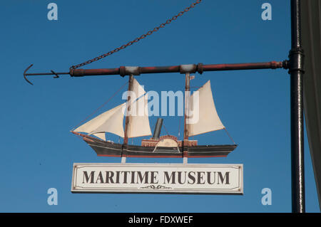 Maritime Museum-Schild an der historischen Goldrausch-Ära Hafenstadt Port Albert, South Gippsland, Victoria, Australien Stockfoto