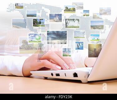 Collage mit weißen Laptop-Computer und Symbole der Kommunikation Stockfoto
