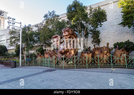 Skulptur vor dem Mirage Casino für Siegfried & Roy Löwen Show, Las Vegas, Nevada, USA Stockfoto