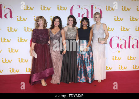 London, UK, 19. November 2015: Laura Tobin, Ranvir Singh, Susanna Reid, Charlotte Hawkins und Kate Garraway - guten Morgen Großbritannien ein Stockfoto