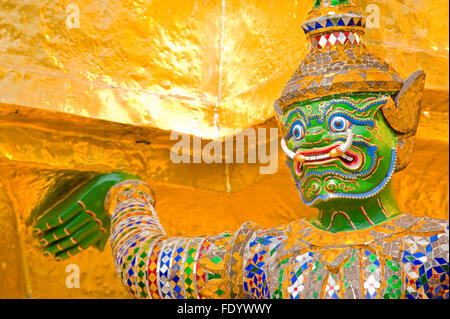 Guardian Affe-Drachen in den Grand Palace, Bangkok, Thailand Stockfoto