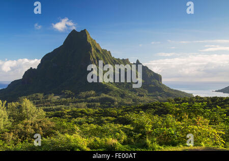 Mount Rotui, Mo'orea, Gesellschaftsinseln, Französisch-Polynesien Stockfoto