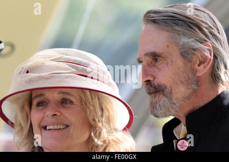 Ascot, Großbritannien, Schauspieler Jeremy Irons und Sinéad Cusack Frau Stockfoto