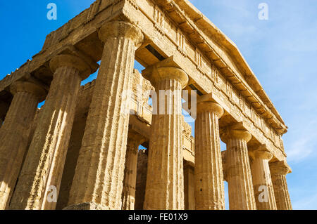 Tempel der Concordia in Agrigent, antike griechische Stadt Agrigent, Sizilien, Italien Stockfoto