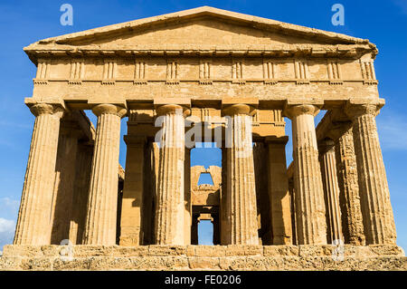 Tempel der Concordia in Agrigent, antike griechische Stadt Agrigent, Sizilien, Italien Stockfoto