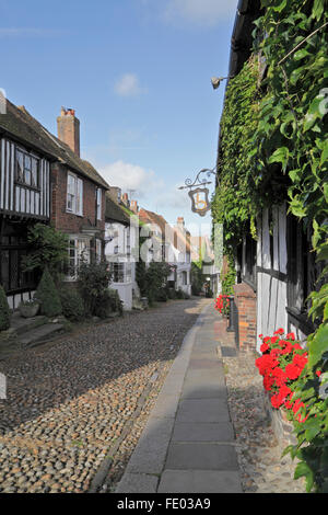 Am frühen Morgen in Mermaid Street, Roggen, East Sussex, England, UK Stockfoto