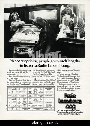 Original ganzseitige Vintage Anzeige aus der 1970er Jahre. Anzeige vom 1978 Werbung Radio Luxemburg 208 Stockfoto