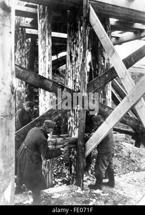 Das Nazi-Propagandafilm zeigt den Bau einer Eisenbahnbrücke durch die Todt-Organisation. Das Foto wurde im Januar 1943 aufgenommen. Fotoarchiv für Zeitgeschichtee - KEIN KABELDIENST- Stockfoto