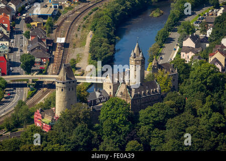 Luftaufnahme, neuer Lift auf der Burg Altena, Hostel Altena, Sauerland, Nordrhein-Westfalen, Deutschland, Europa, Luftbild, Stockfoto