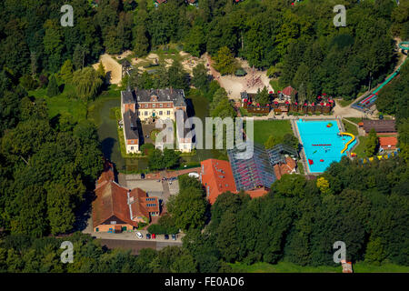 Luftaufnahme, Holiday Centre Abenteuerparadies Schloss mit Wasserski-Anlage, eine Kartbahn, eine Schule für Surfen und Tauchen, Dankernsee, Haren Stockfoto