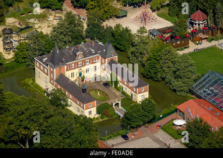 Luftaufnahme, Holiday Centre Abenteuerparadies Schloss mit Wasserski-Anlage, eine Kartbahn, eine Schule für Surfen und Tauchen, Dankernsee, Haren Stockfoto