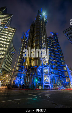 Nachtaufnahme von der Lloyd-Gebäude in der City of London, London, England, UK Stockfoto