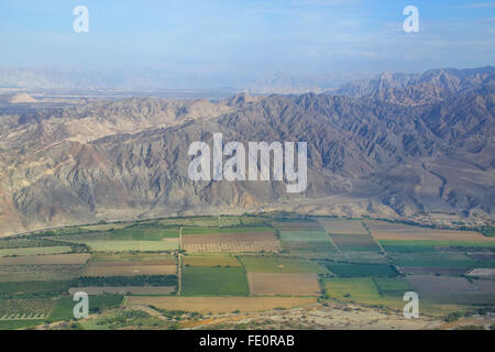 Luftaufnahme der Pampa de Jumana in der Nähe von Nazca in Peru. Stockfoto